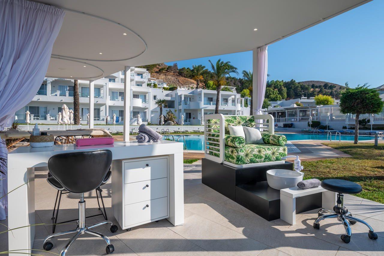Dimitra Beach Hotel & Suites Агиос-Фокас Экстерьер фото