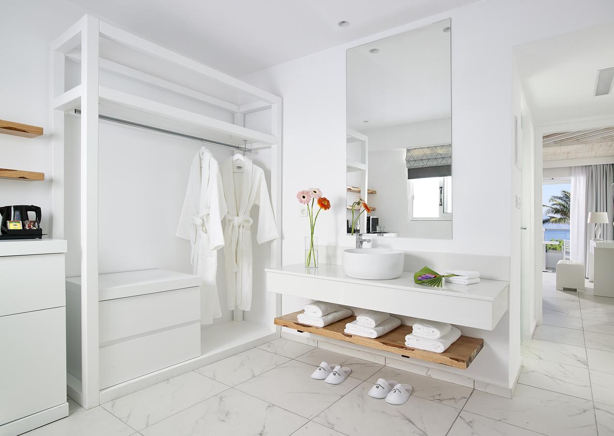 Dimitra Beach Hotel & Suites Агиос-Фокас Экстерьер фото